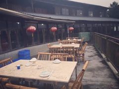 -鲤鱼塘农家山庄