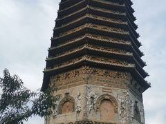 -玲珑塔公园