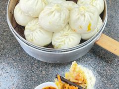 牛肉胡萝卜包子-胡家包子·清真(大众巷店)