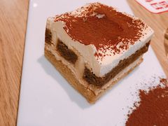-必胜客(新中纬店)