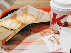 现烤法式可颂配美式-肯德基(珠峰店)