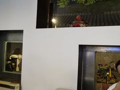 -毛辣果·贵州红酸汤牛肉火锅(西单店)