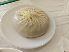 陈士荣蟹黄汤包-鸿运酒楼