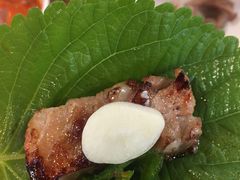 -江南猪肉商会无限续吃(弘大店)