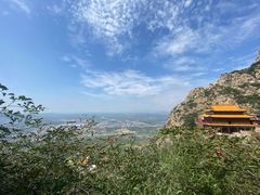 -鸡鸣山旅游风景区