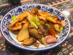 -蜗牛小馆醉乡民谣云南菜(惠新西里店)