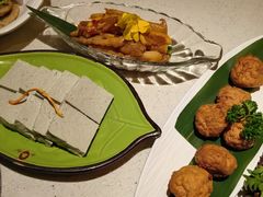 -一叶一世界·素食餐厅(锦华万达店)