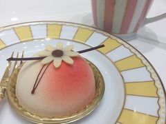 -Salon de The de Joel Robuchon(外滩18号店)