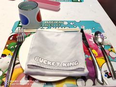 -水桶王国主题餐厅·聚会·生日派对·亲子活动·家庭套餐(亚龙湾希尔顿店)