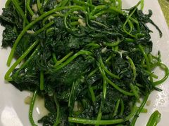 -鑫悦楼煎蟹·16年海鲜大排档