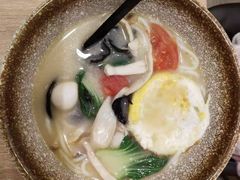 -蒙自源米线大王(江南西路店)