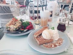 -Fern Forest Cafe