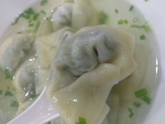 特色荠菜馄饨-潘国仙耳光馄饨(黄家阙路店)