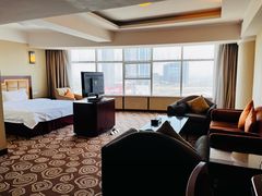 -日照君临天下大酒店