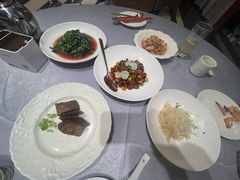 -品悦酒店(三林古镇店)