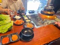 -肉甲韩国木炭烤肉(新壹街1店)