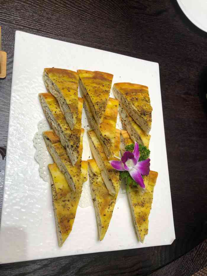 雅君羊羔肉(朝阳民惠城店)-"到达西宁第一顿～ 找了个看上去干净大气