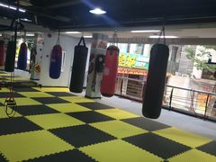 -拳盛时代拳击俱乐部(北京路店)