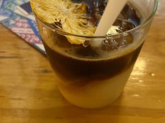 頑皮露露-无牌咖啡&酒馆