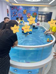 -熊小米专业儿童游泳馆