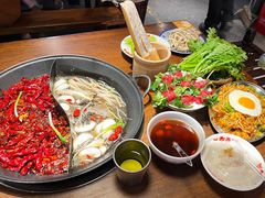 -萍姐火锅·公路夜市(武汉首店)