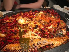 -江边城外烤全鱼(世茂广场店)