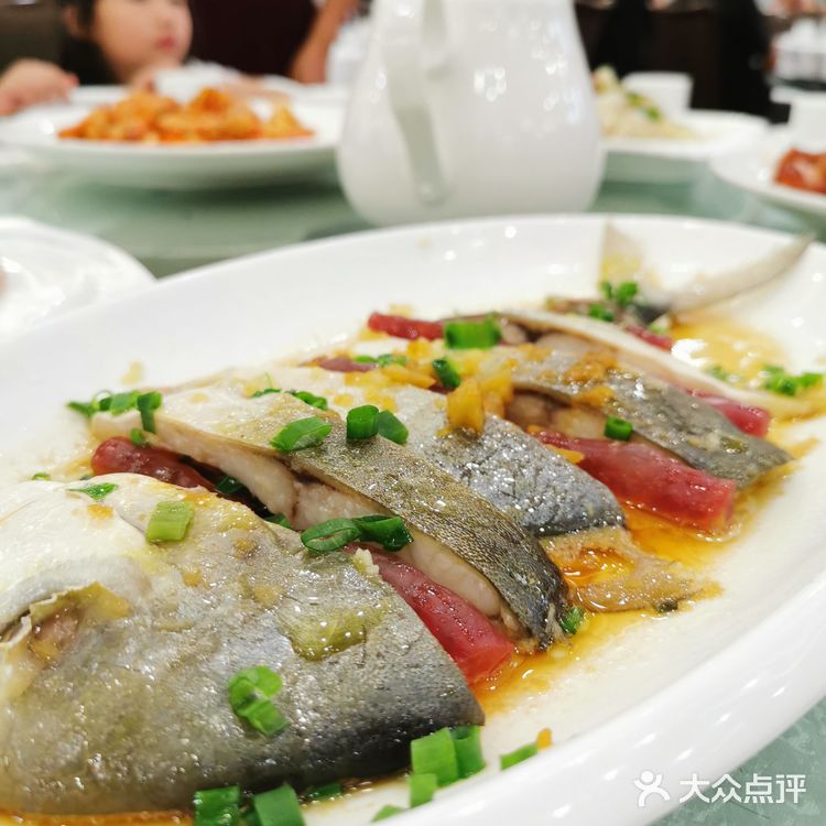 实惠是真实惠，人也是真多。