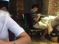 -眷江南之小蓝鲸(王府大街店)