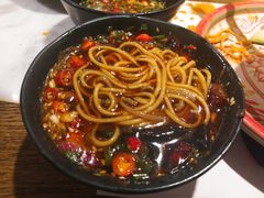 -尚尚仙·酸汤猪手·猪肚鸡火锅(华联万柳购物中心店)