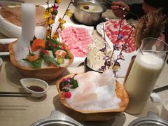 -海上明月海鲜火锅 鲜切牛肉