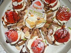 草莓忌廉华夫饼-BE BRIGHT KITCHEN(正佳广场店)