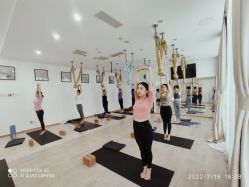 -一伽瑜伽·普拉提