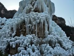 -大平台龙居瀑布旅游区