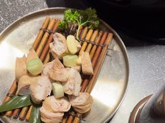 -草家酱蟹炭火烤肉店(珲春南路二店)