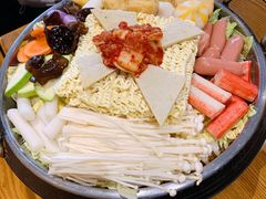 韩国部队锅-幸屿 创意料理(永嘉天地店)