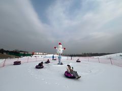 -华彬猛犸滑雪场