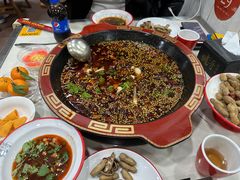 -烧哥美蛙肥肠鱼火锅·十五年社区店