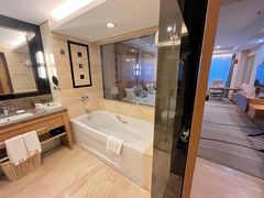 -海创大连科技交流中心(海事大学地铁站店)