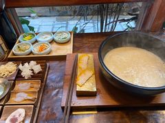 -银米·云南传统过桥米线(双廊黑金冠店)