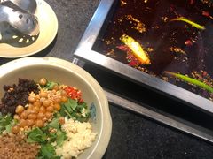 -有茗塘鲜鱼火锅(中和店)