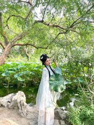 -一揽芳华汉服旗袍体验馆(拙政园店)