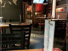 大堂-辣尚瘾·烤鱼·新川菜(交大直营店)