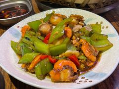 -蚝堡海鲜·威海菜·海肠捞饭·烧烤·亚洲吃蚝公司(幸福门店)