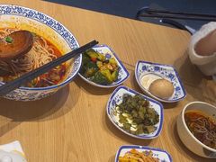 -舌尖尖·兰州牛肉面(浦东机场店)