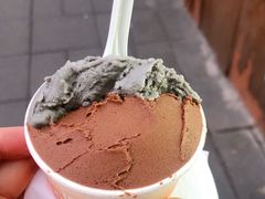 黑芝麻生姜-Dip in Gelato(富民路店)