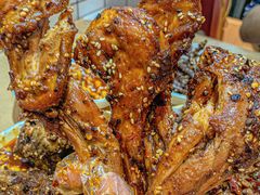 勾魂兔腿-鑫记婆婆兔·成都特产·兔头手撕兔(太古里店)