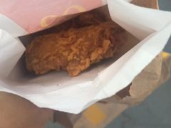 -麦当劳(新城市广场店)