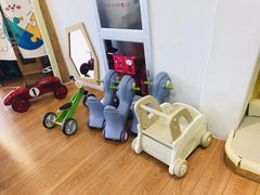 -乐融婴幼儿成长中心(四季青校区)