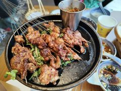 -包整·丝娃娃(一览甲秀楼风景店)