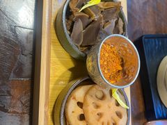 -银米·云南传统过桥米线(双廊黑金冠店)